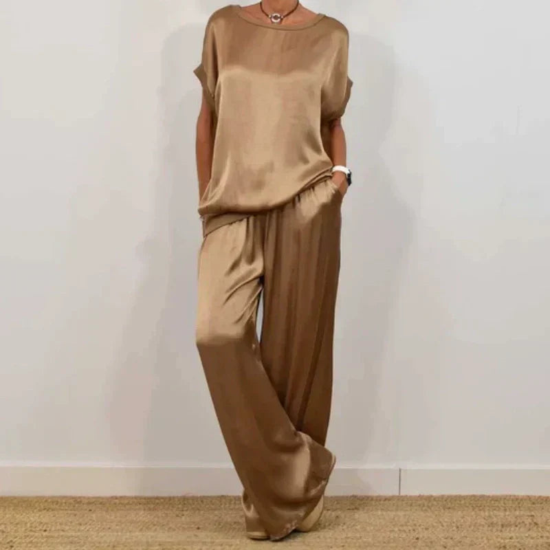Ensemble Deux Pièces Élégant En Satin
